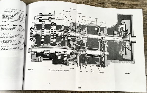 Farmall 300 Tractor Gas Engine Service Parts Repair Catalog Book Manual Set - Image 16