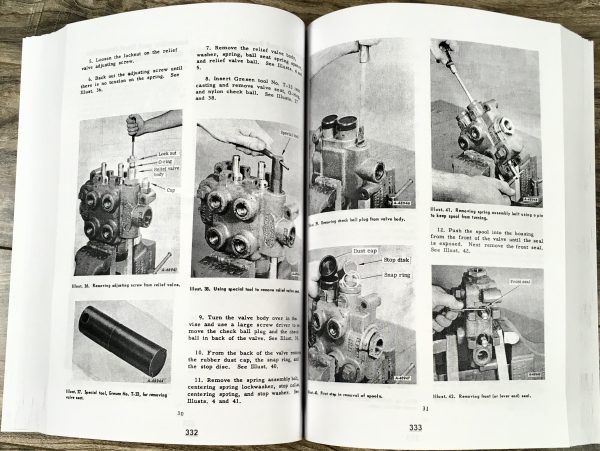 Farmall 300 Tractor Gas Engine Service Parts Repair Catalog Book Manual Set - Image 15